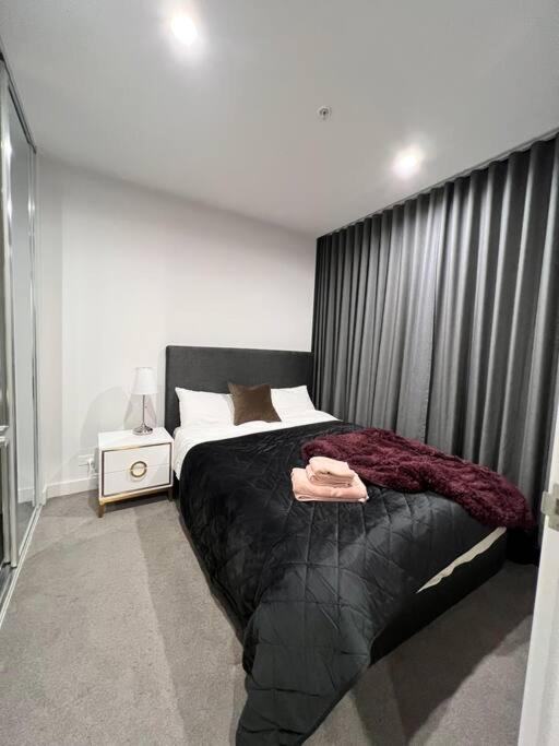 Comfy 2 Bed Apartment In The Heart Of メルボルン エクステリア 写真